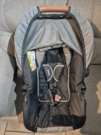 Silla de auto Infanti gris para bebé - miniatura 1