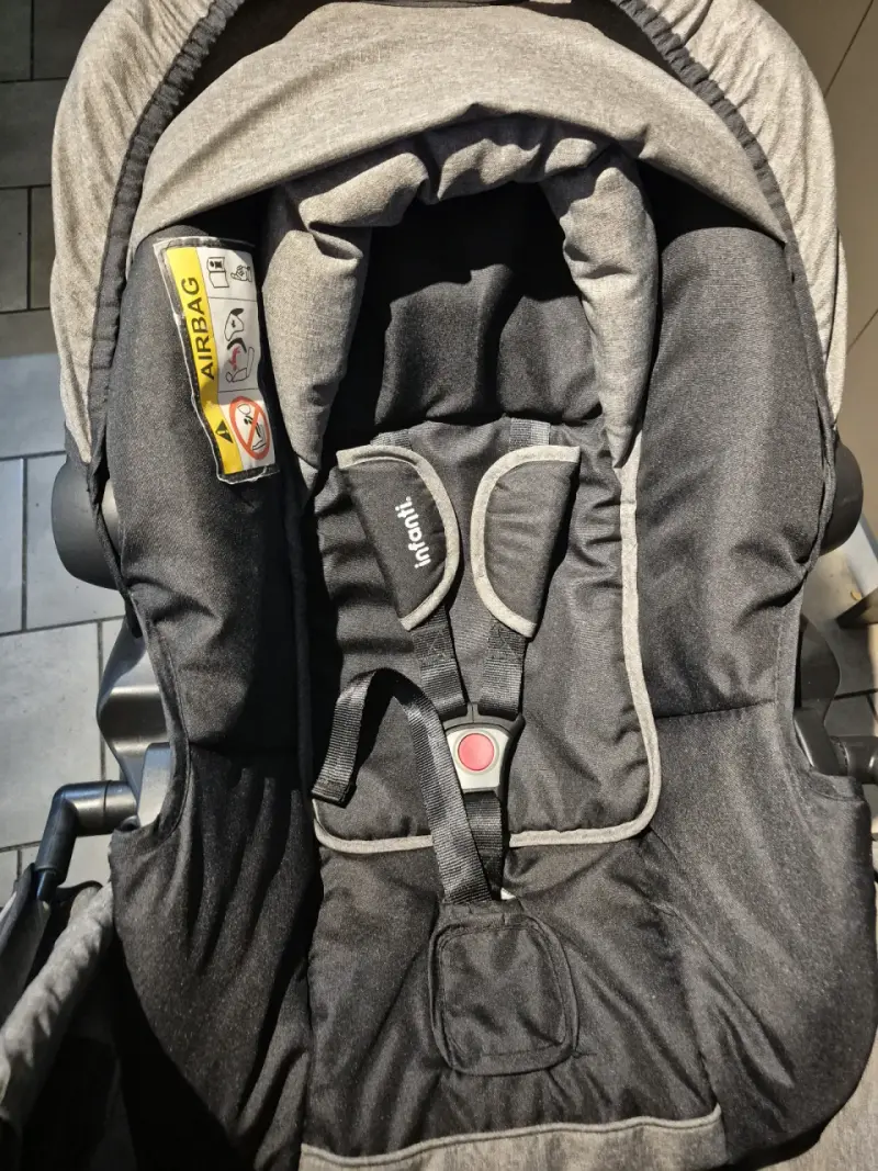 Silla de auto Infanti gris para bebé - 5
