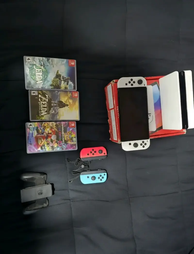 Nintendo Switch OLED desbloqueada - 1
