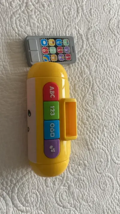 Juguete educativo infantil con teléfono - miniatura 2