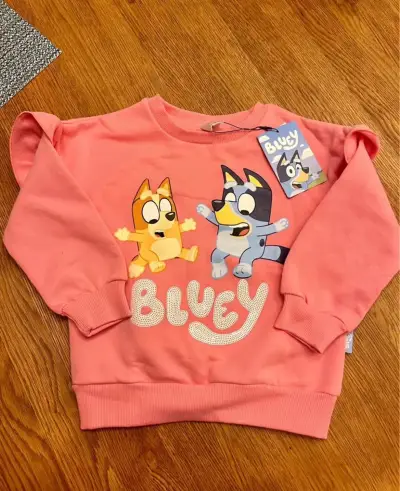Polerón infantil Bluey rosa con personajes - miniatura 1