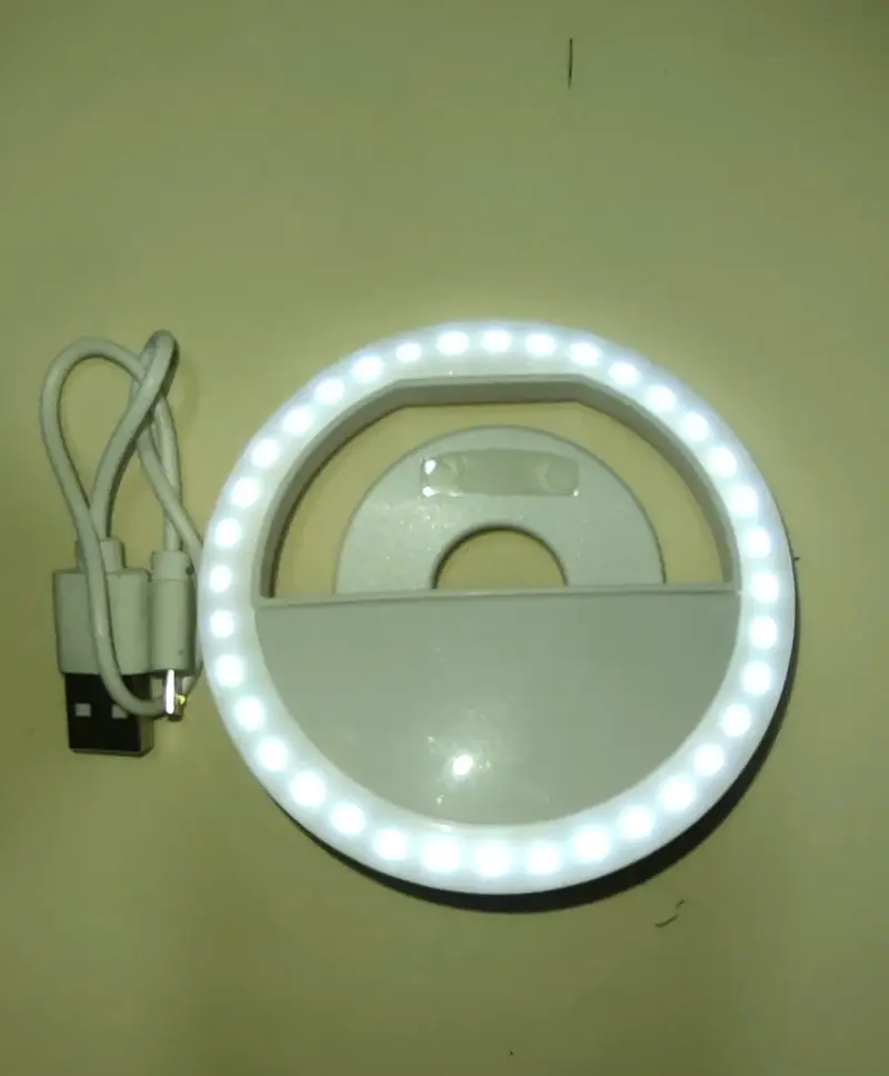 Aro de luz LED para selfies con clip - 1
