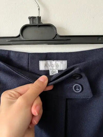 Pantalones de vestir azul marino para hombre - miniatura 3