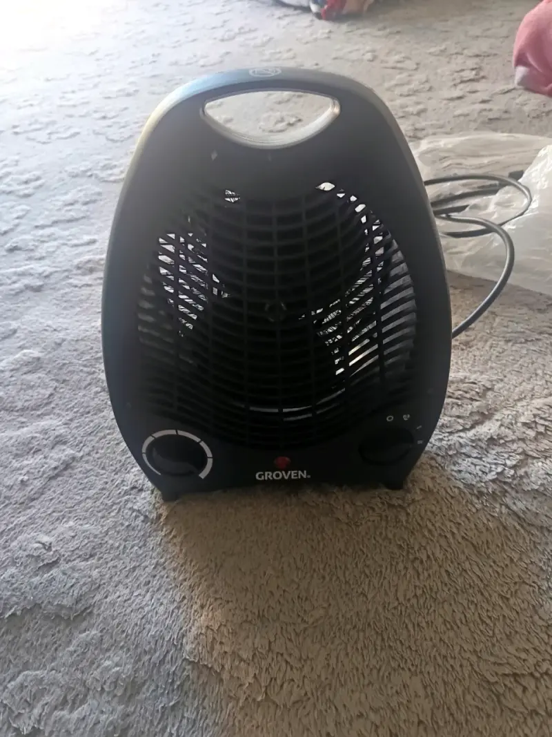 Termoventilador Groven NSB-200AT negro - 2