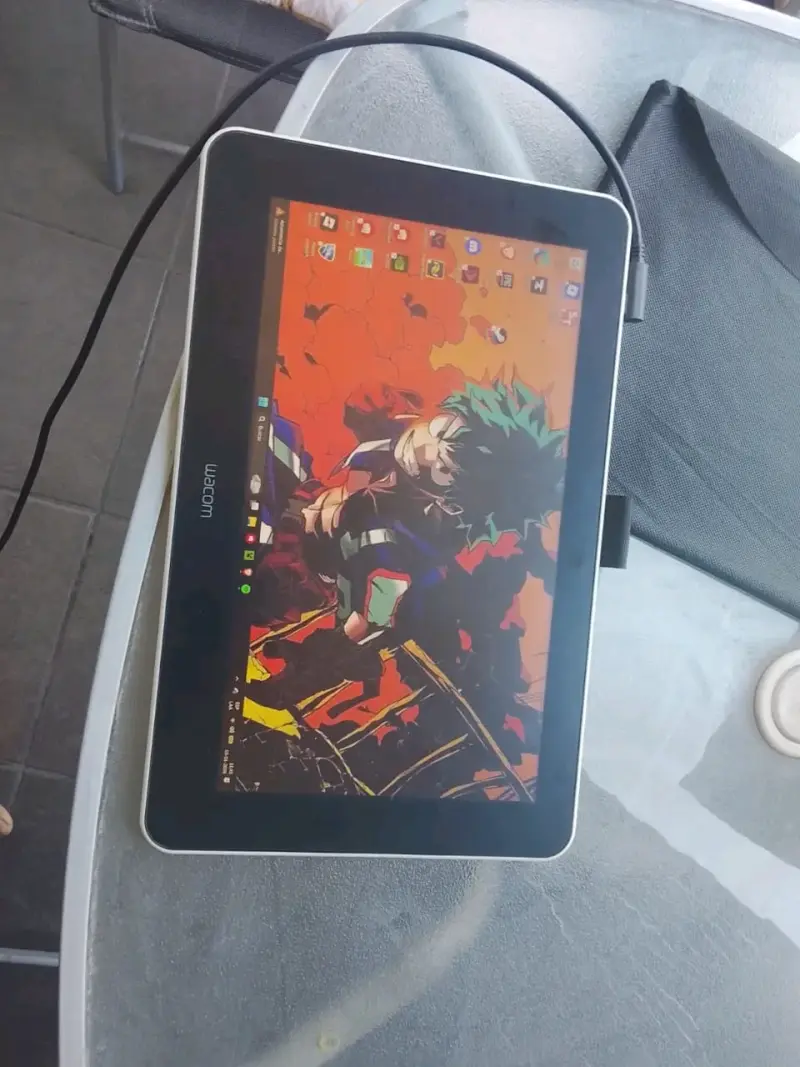 Tableta gráfica Wacom con lápiz digital - 2