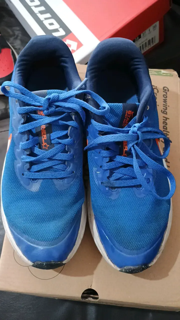 Zapatilla deportiva - 1