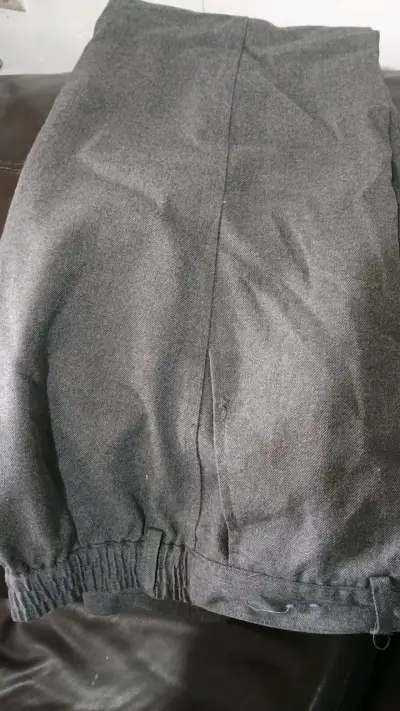 Pantalones de vestir gris oscuro para hombre - miniatura 4