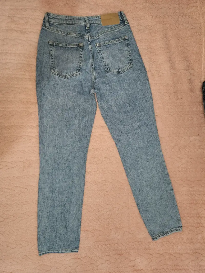 Jeans mom de mezclilla azul - 3