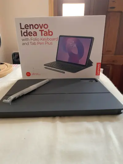Tablet Lenovo Idea Tab con teclado y lápiz - miniatura 3