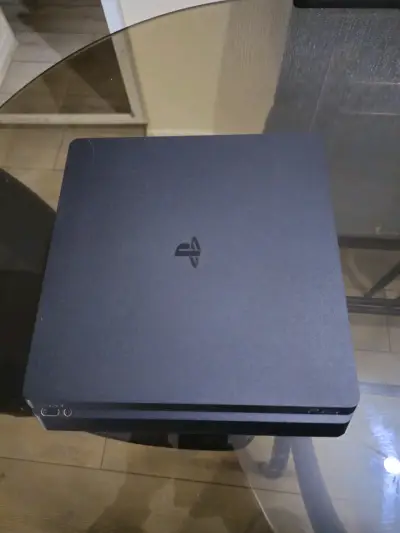 Consola PlayStation 4 Slim 1 TB - miniatura 3