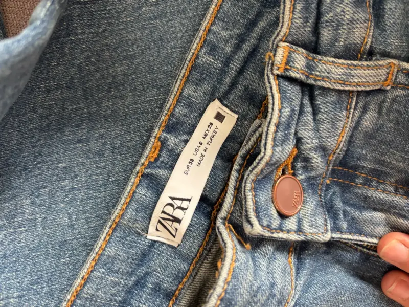 Jeans acampanados Zara - 3