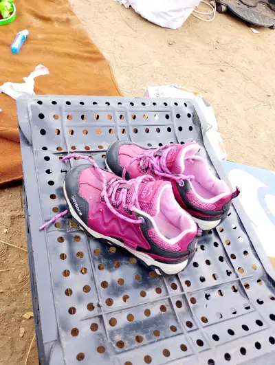 Zapatillas Ficcus outdoor infantiles rosadas - miniatura 1
