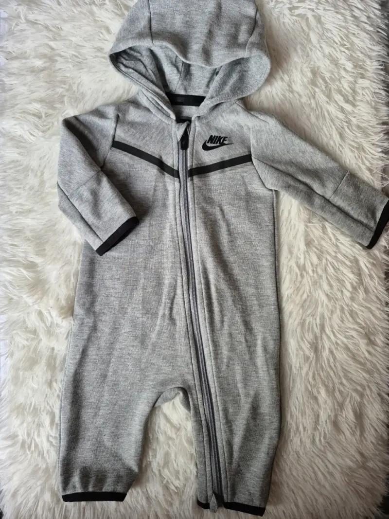 Nike Tech bebé - 1