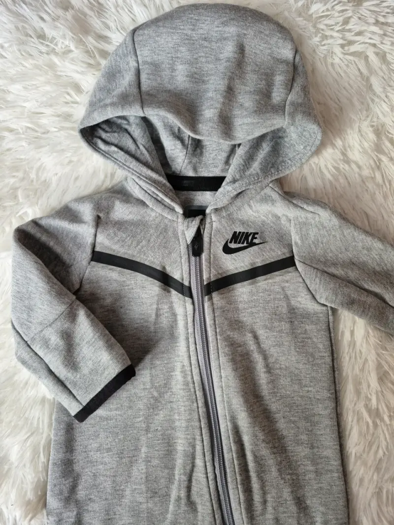Nike Tech bebé - 2