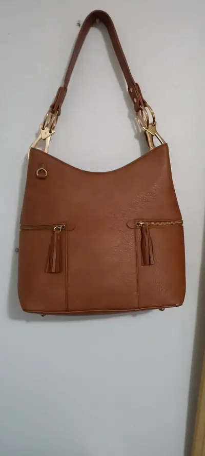 Chaleco de piel sintética negro para mujer - miniatura 2