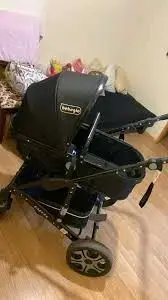 Coche de bebé Peg Perego negro plegable - miniatura 2