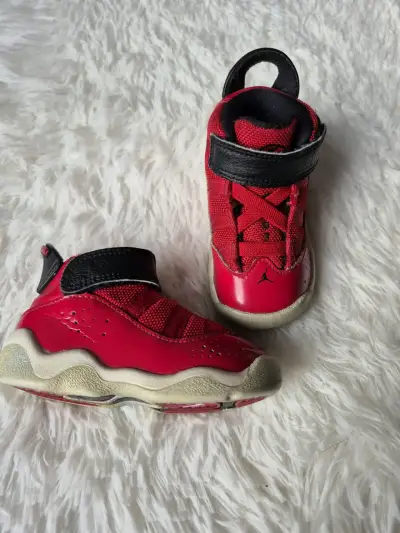 Zapatillas Jordan talla 21 - miniatura 2
