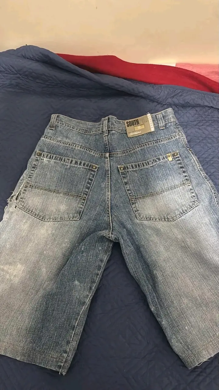 Short Southpole Golden Tag - 2