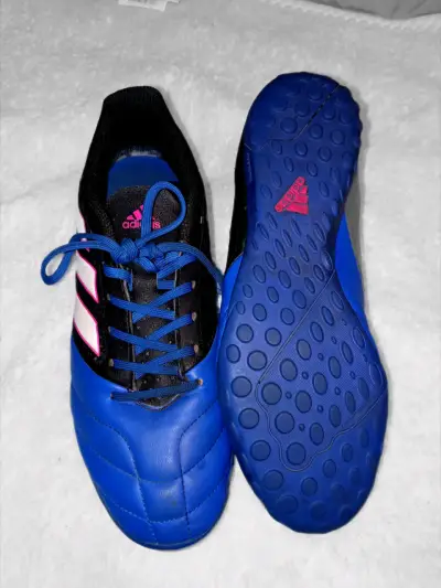 Zapatillas de fútbol Adidas azules y negras - miniatura 2