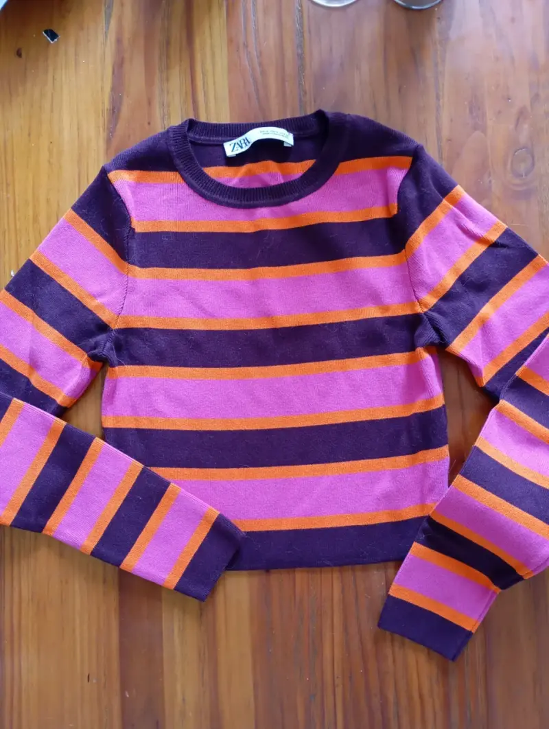 Suéter a rayas Zara morado y rosado - 1