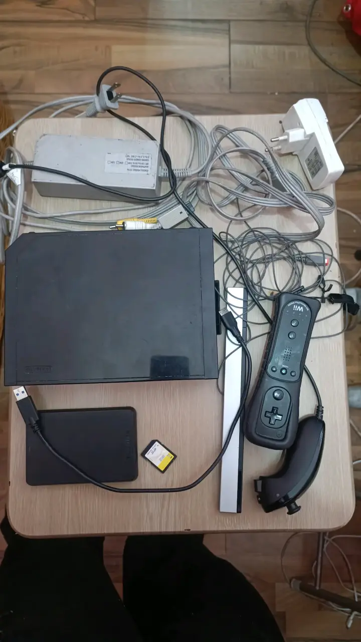 Consola Nintendo Wii con accesorios - 3