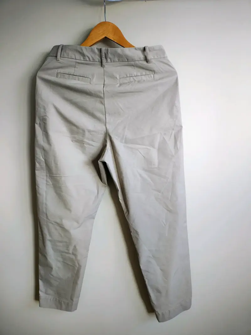 Pantalones beige M&S talla 38 - 2