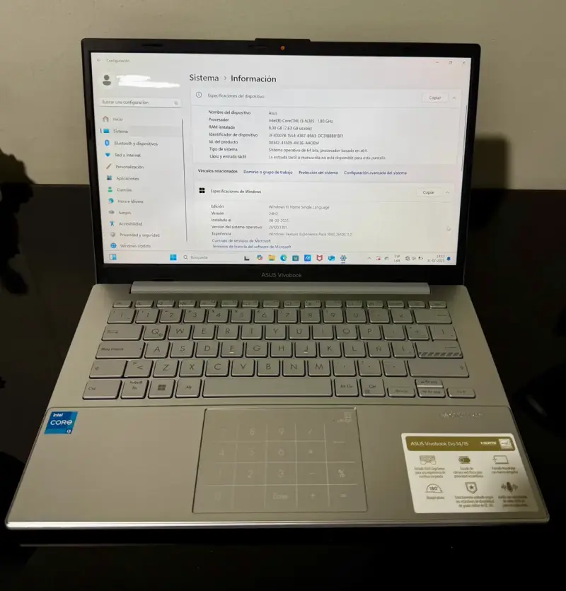 Laptop ASUS Vivobook nueva - 2