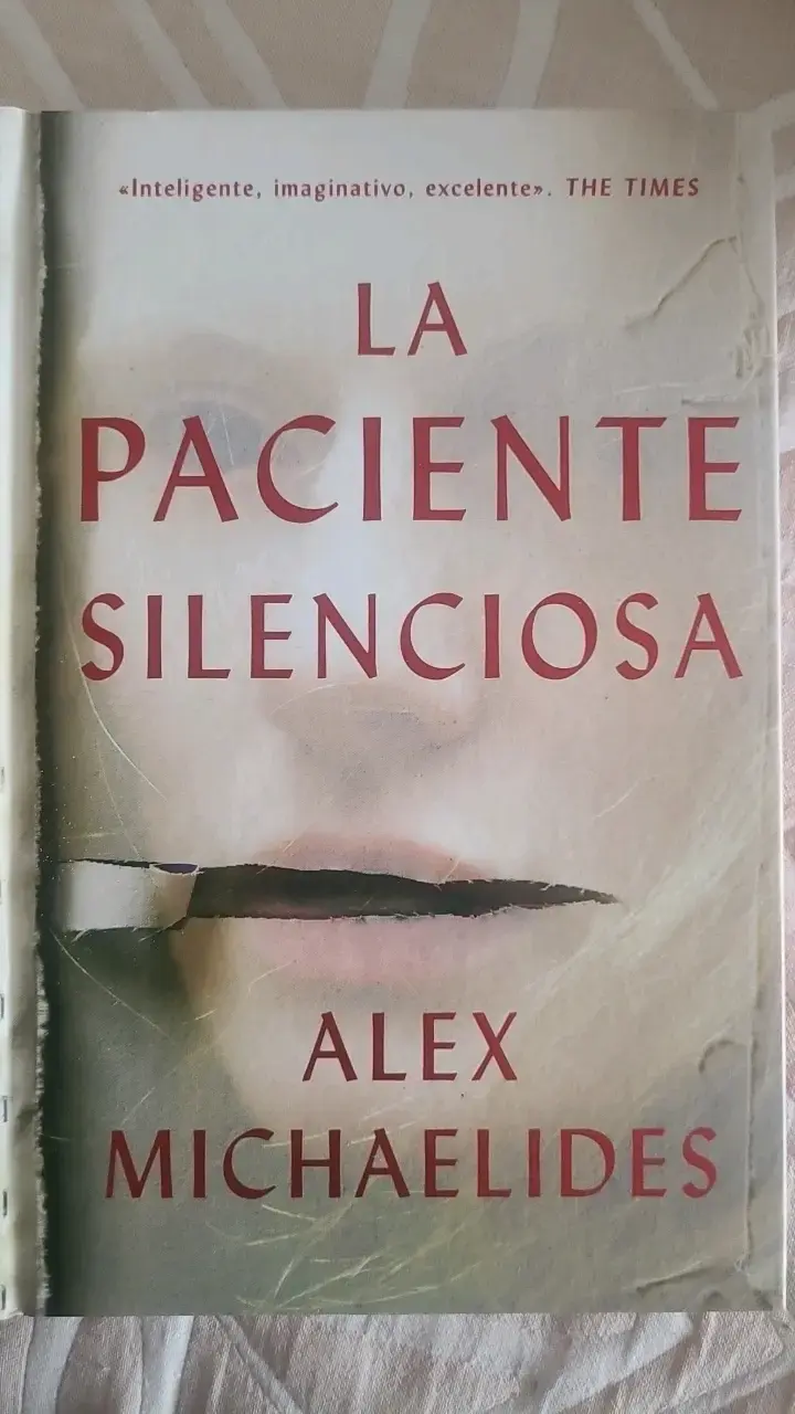 Libro 'La Paciente Silenciosa' de Alex Michaelides