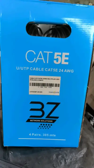 Cable UTP CAT5E por metros blanco - miniatura 1