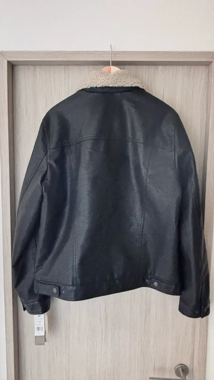 Chaqueta de cuero Levi's con forro de lana - 2