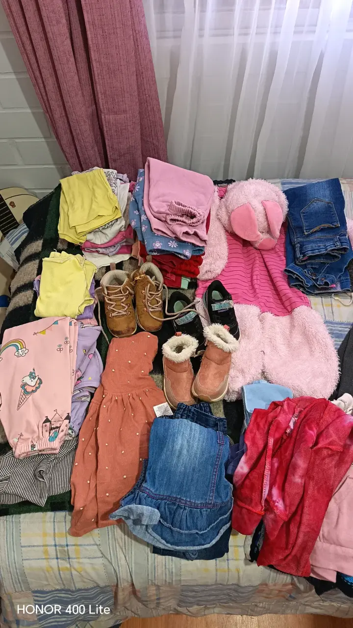 Lote de ropa infantil 34 prendas