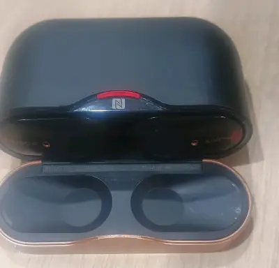 Audífonos inalámbricos Sony con estuche - miniatura 2