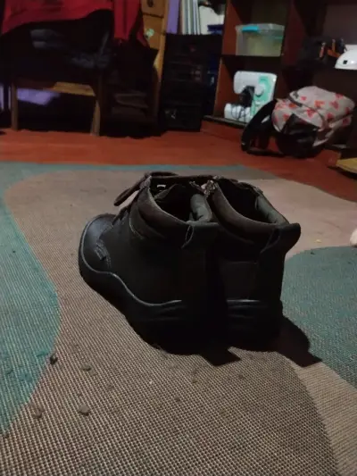 Botas de cuero negras para hombre - miniatura 2