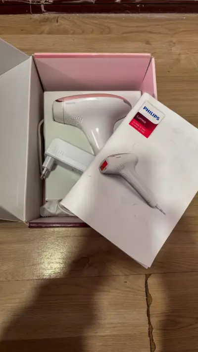 Depiladora IPL Philips Lumea en caja - miniatura 3