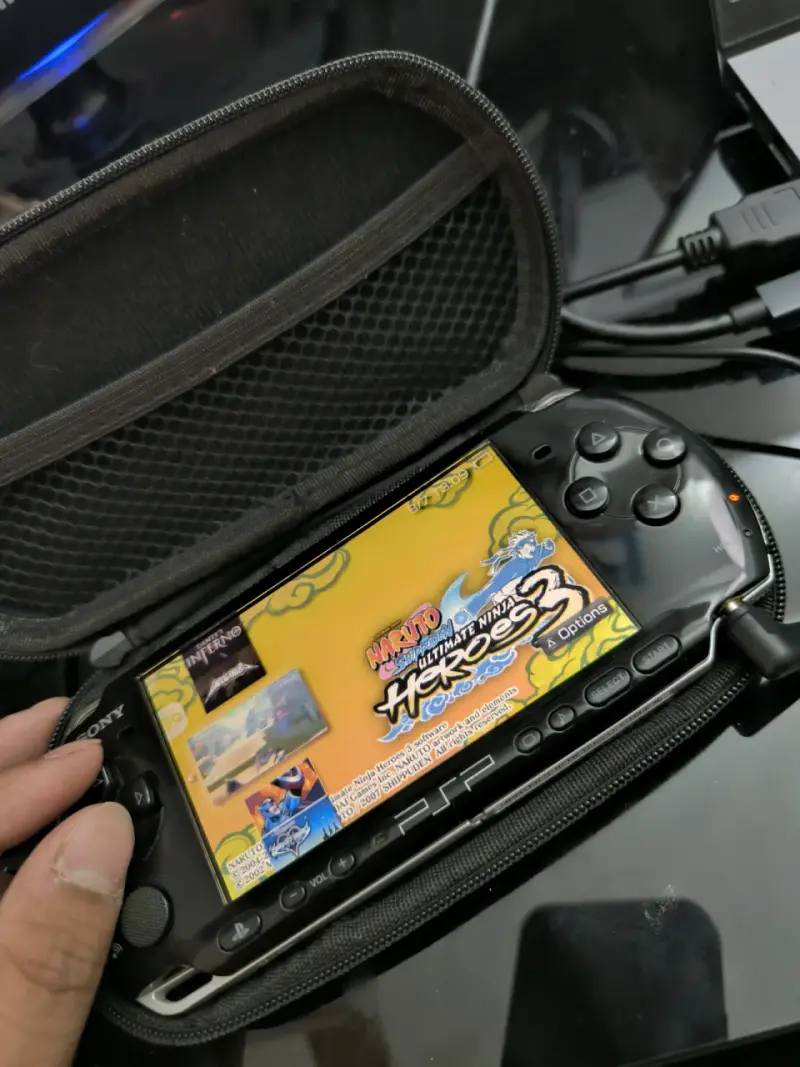 Consola portátil Sony PSP 3010 - 3