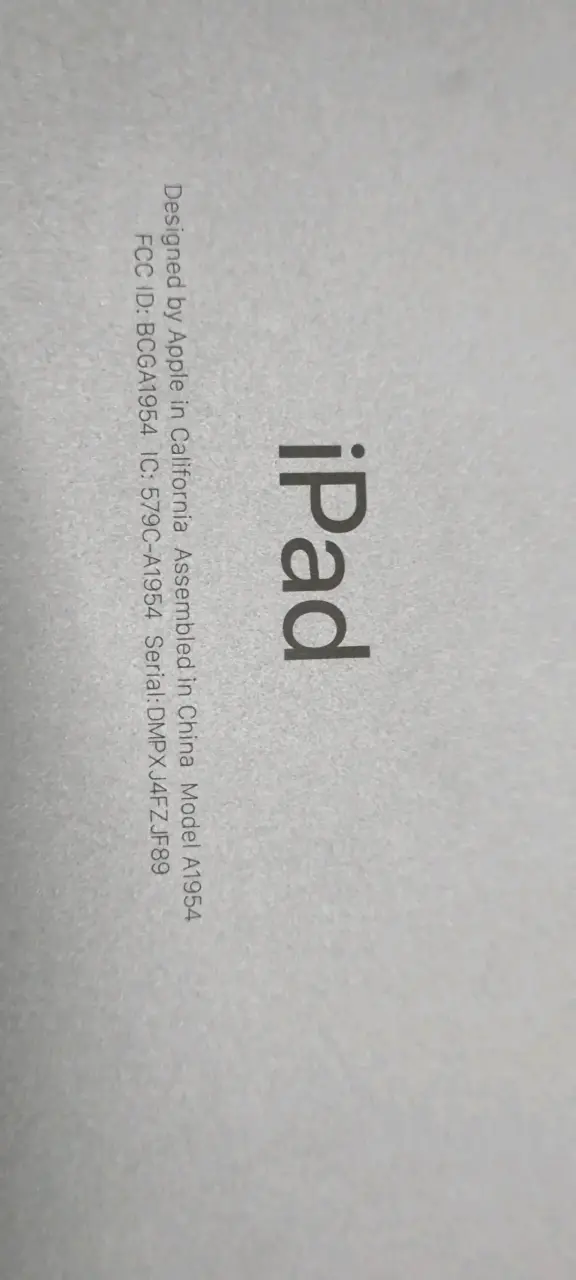 Ipad 6th gen 128 GB pantalla retina 9.7 - 3