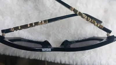 Lentes de sol Burberry BE4212G – Muy buen estado - miniatura 5