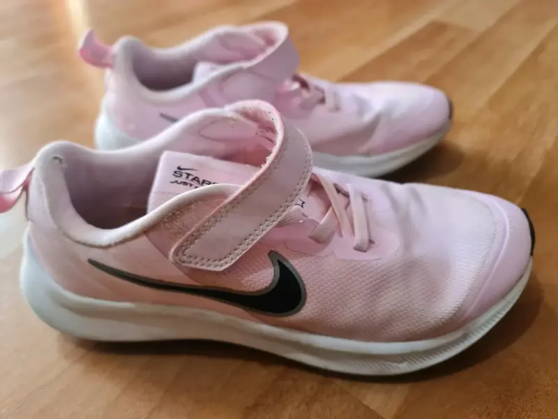 Zapatillas Nike Star Runner rosadas - 1