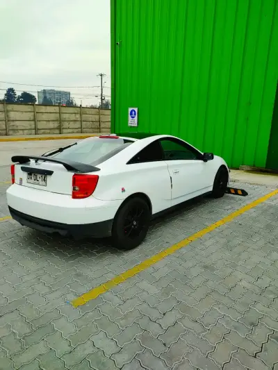 Toyota Celica 2003 1zz 1.8 Excelente estado - miniatura 4