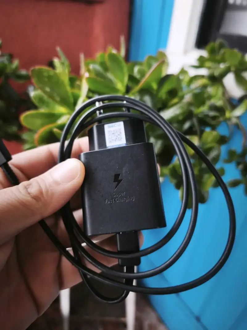 Cargador Samsung USB-C rápido 45 wts - 3