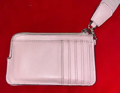 Monedero Guess rosa con correa desmontable - miniatura 2