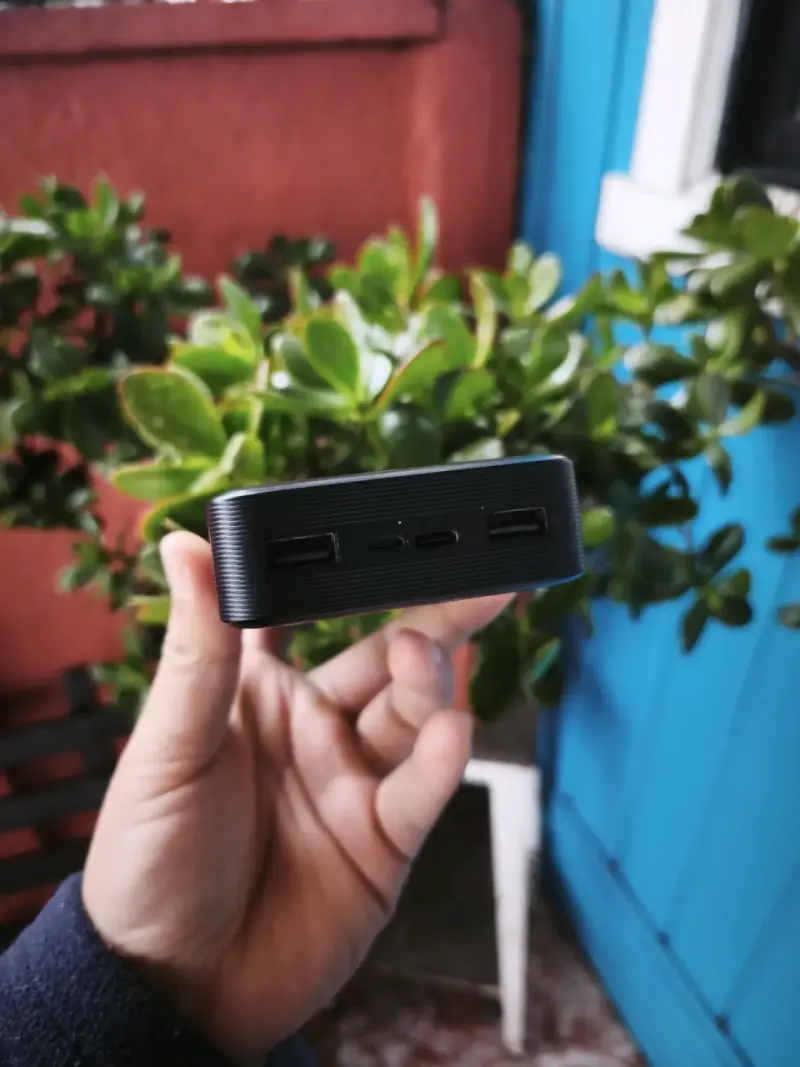 batería externa redmi 20 MH entrada C y USB - 2
