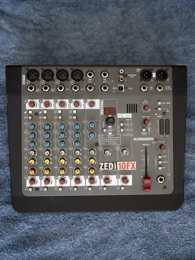 Mezclador Allen & Heath ZEDi-10FX - miniatura 1