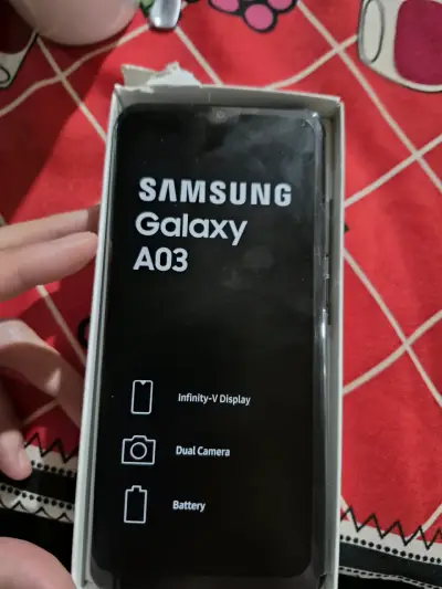 Samsung Galaxy A03 con pantalla Infinity-V - miniatura 1