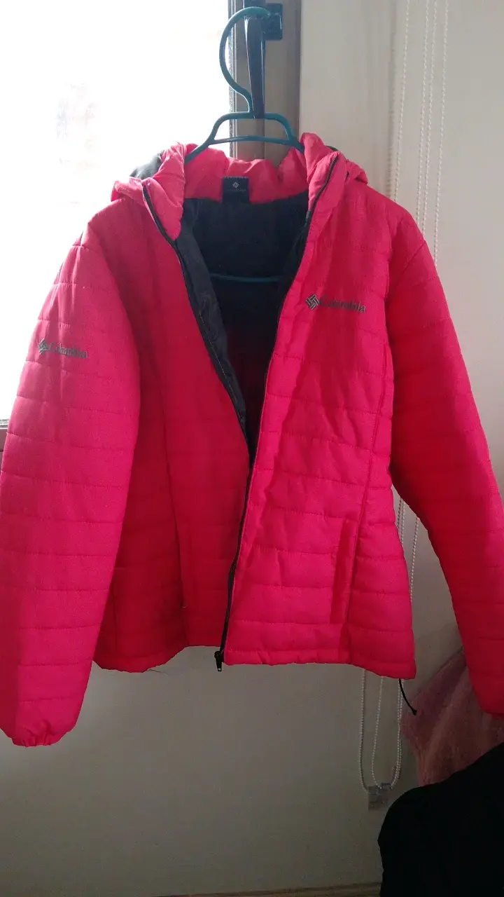 Chaqueta Columbia roja para invierno