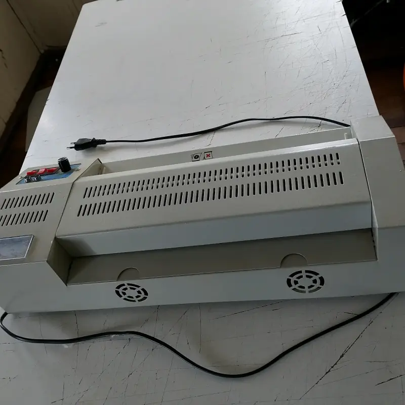 Plastificadora térmica de oficina - 4