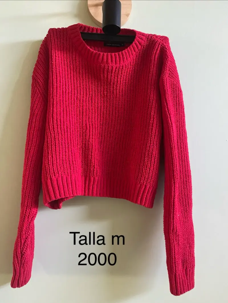 Suéter rojo de punto talla M