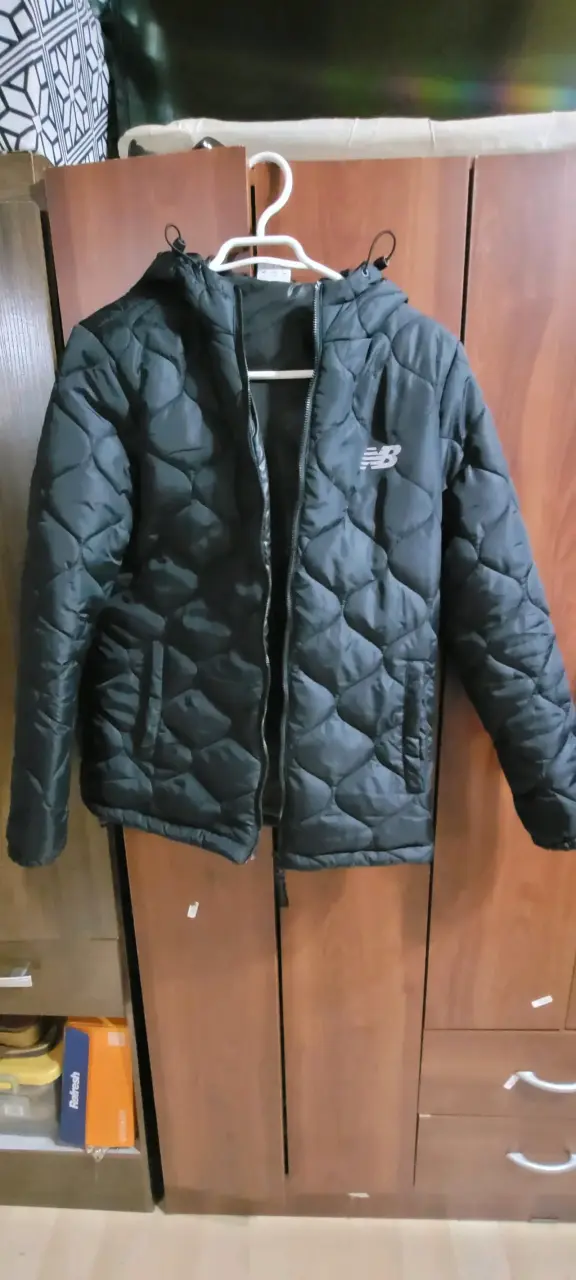 Chaqueta acolchada negra New Balance - 1