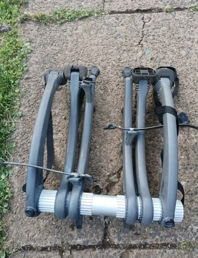 Portabicicletas plegable para auto - 1