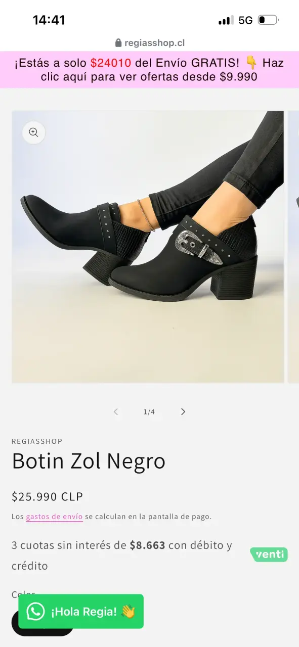 Botines negros con hebilla decorativa